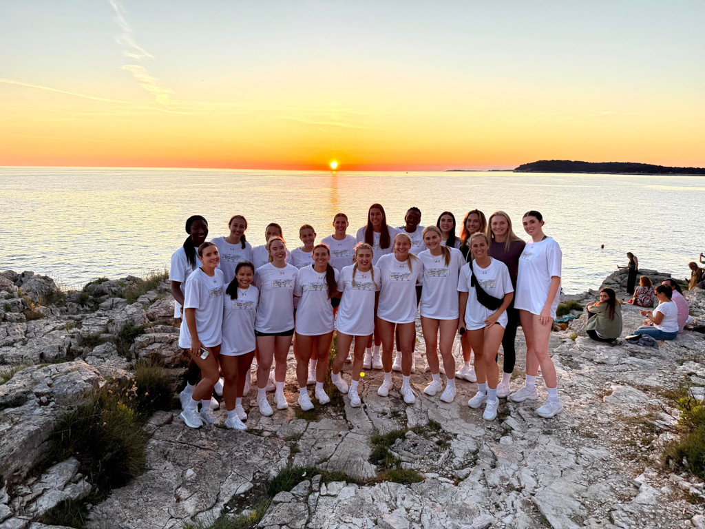 Notre Dame Fighting Irish - Official Athletics Website