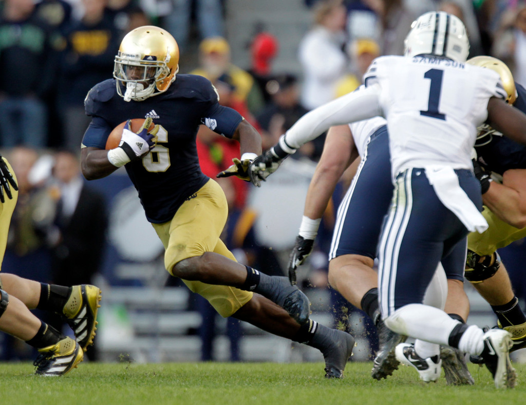 No. 5 Notre Dame Remains Unbeaten, Topping BYU 17-14 (AP)