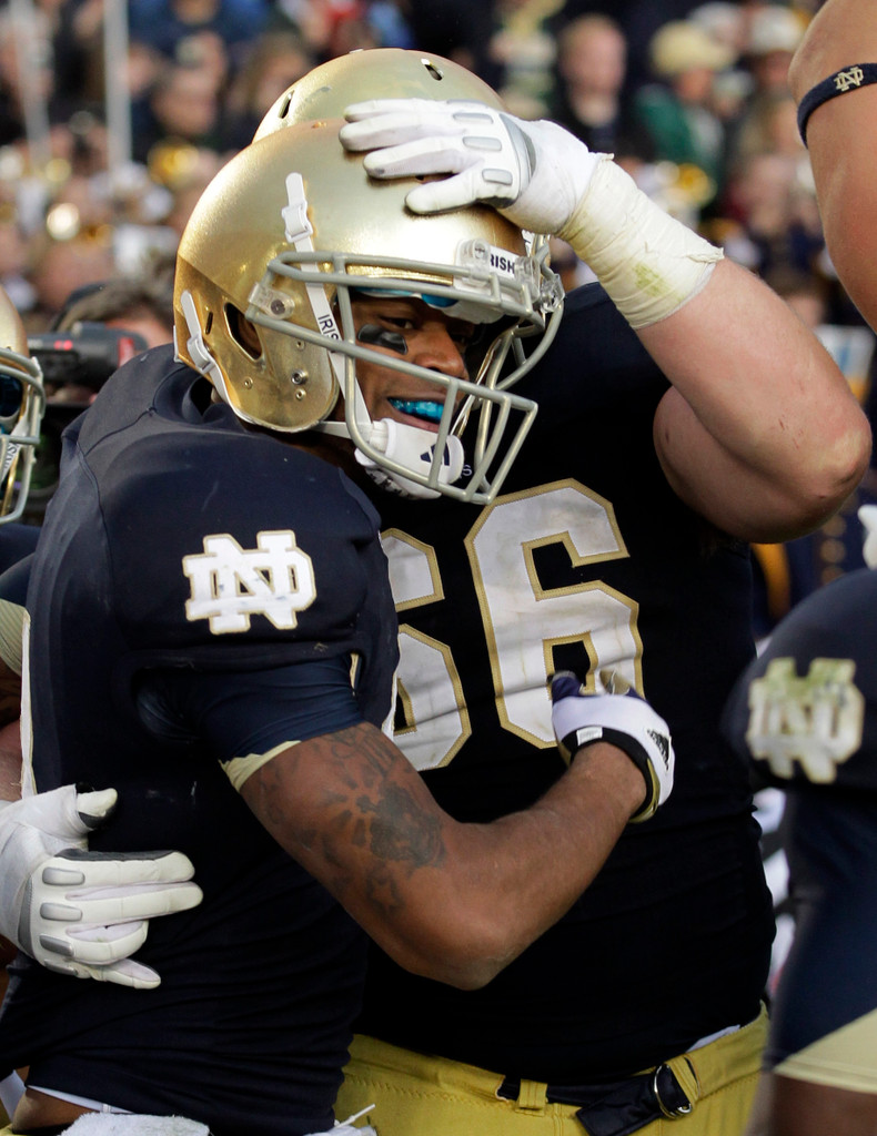 No. 5 Notre Dame Remains Unbeaten, Topping BYU 17-14 (AP)