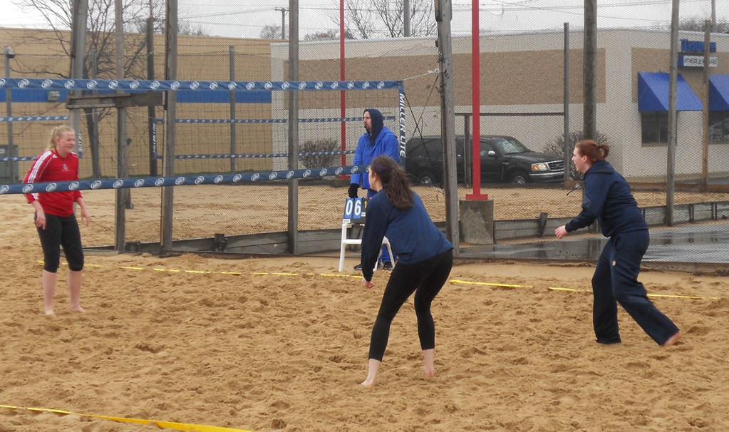 Irish Win Midwestern Collegiate Sand Challenge
