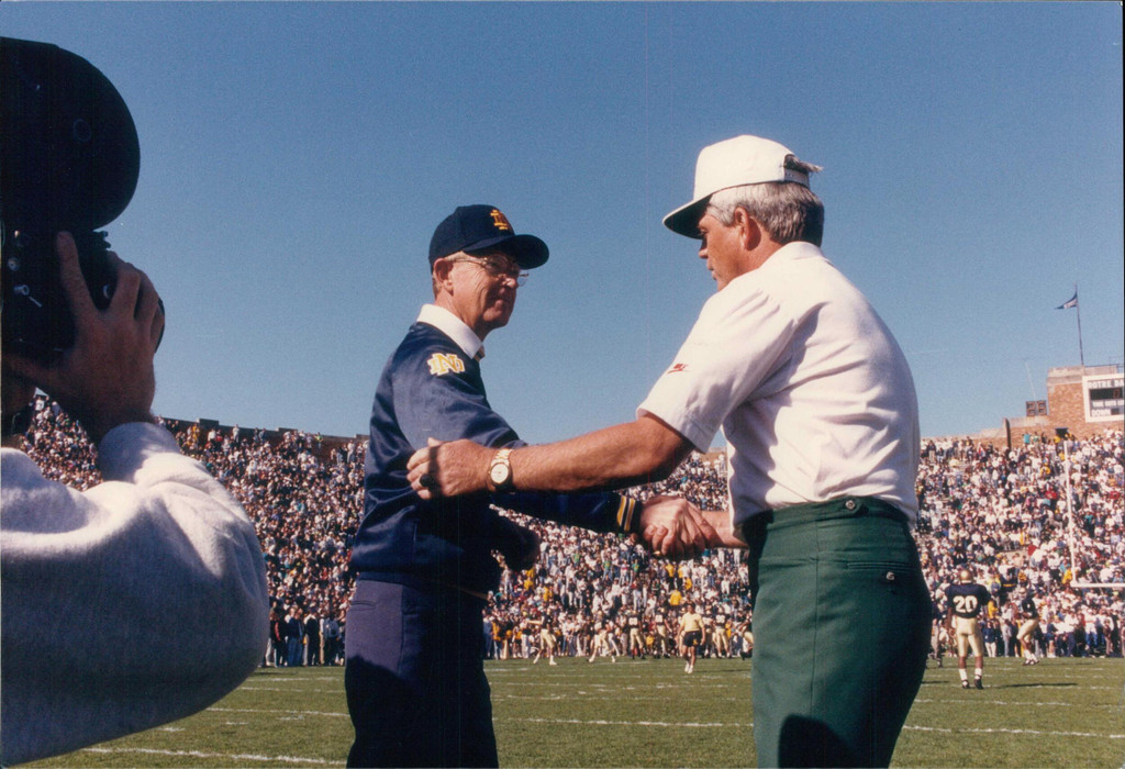 Notre Dame Fighting Irish - Official Athletics Website