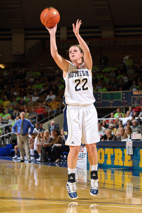 Sophomore guard Brittany Mallory was averaging career highs of 8.1 points and 3.3 rebounds per game with a .467 field goal percentage prior to suffering a season-ending knee injury in Wednesday's overtime loss at Michigan.