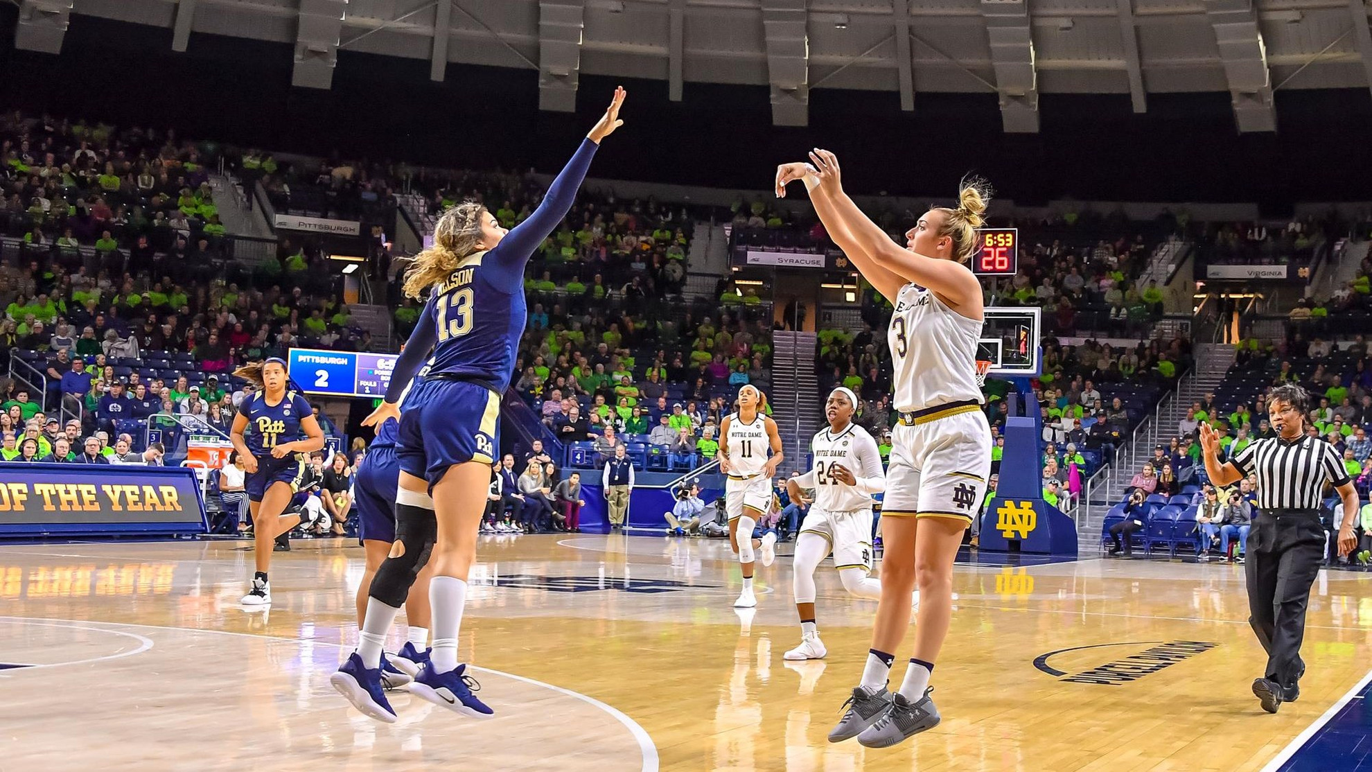 No. 2 Irish Pounce on Pitt Early in 100-44 Win Mabrey
