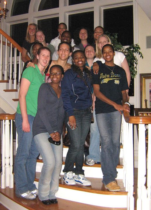 The 2006-07 Irish gather for a 'Brady Bunch' moment on the staircase at the home of Vincent Naimoli ('59) following a team dinner on Friday, Jan. 12 in Tampa.