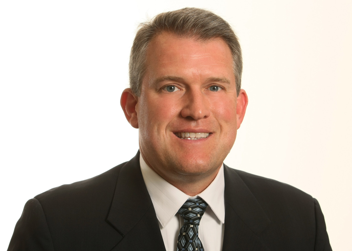 Ed Warinner Named University of Notre Dame Offensive Line Coach Football Newcomer Mugs