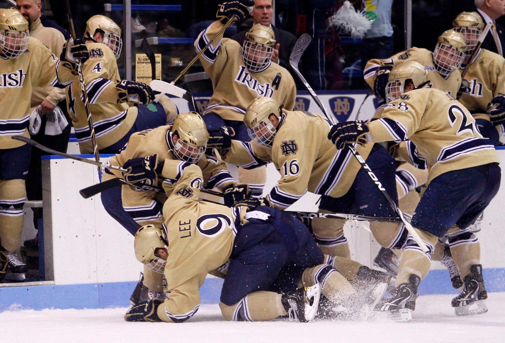 A Season in Photos: 2010-11 Notre Dame Hockey