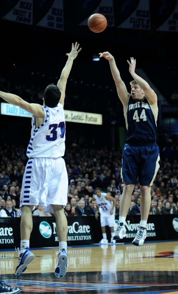 #7/10 Irish Defeat Blue Demons, 92-82 (AP)