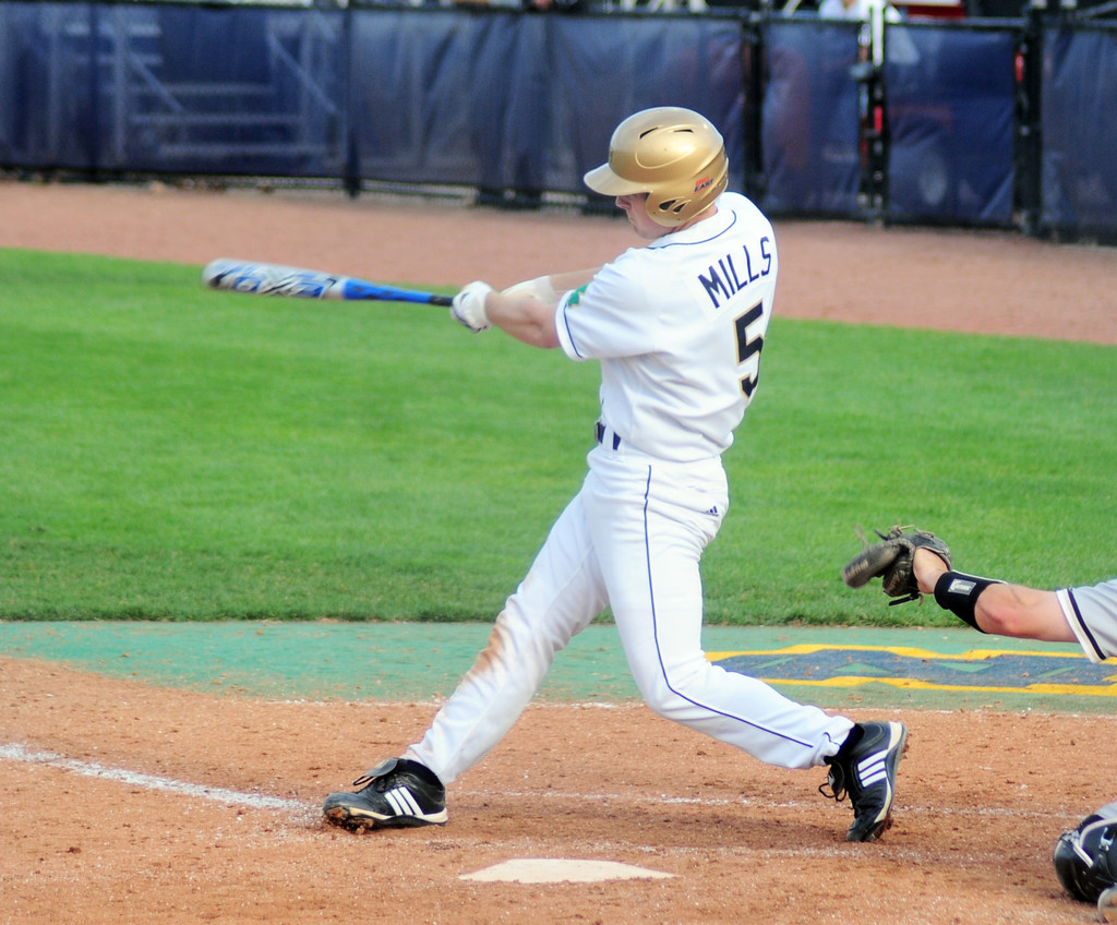 Irish Defeat Oakland, 13-6