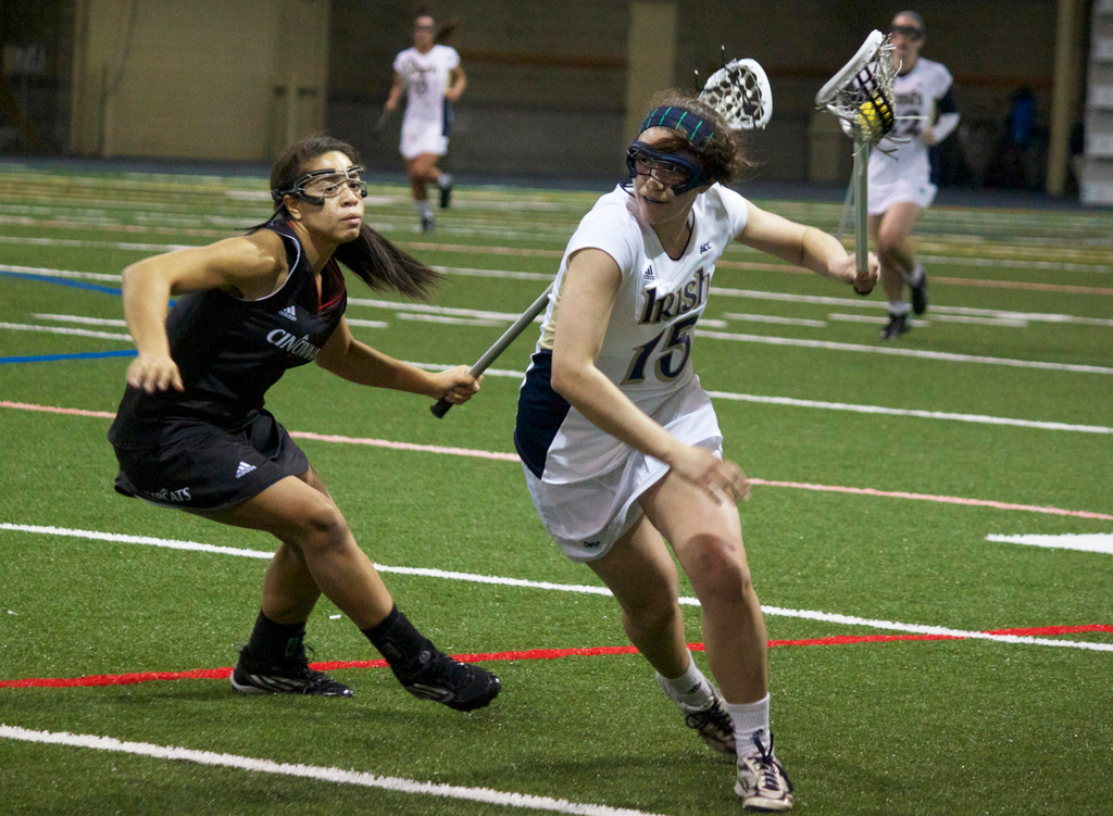Women's Lacrosse Beats Cincinnati, 25-1