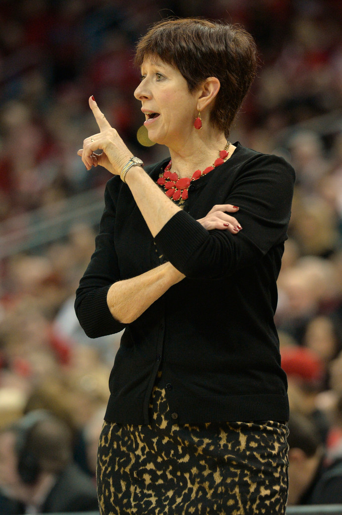 #3 Irish Rallies Past #13 Louisville, 66-61