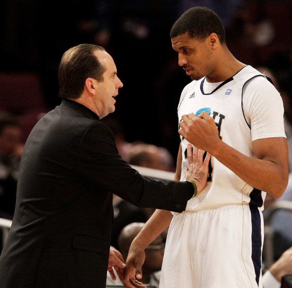 AP Photos: No. 4 Notre Dame vs. No. 25 Cincinnati