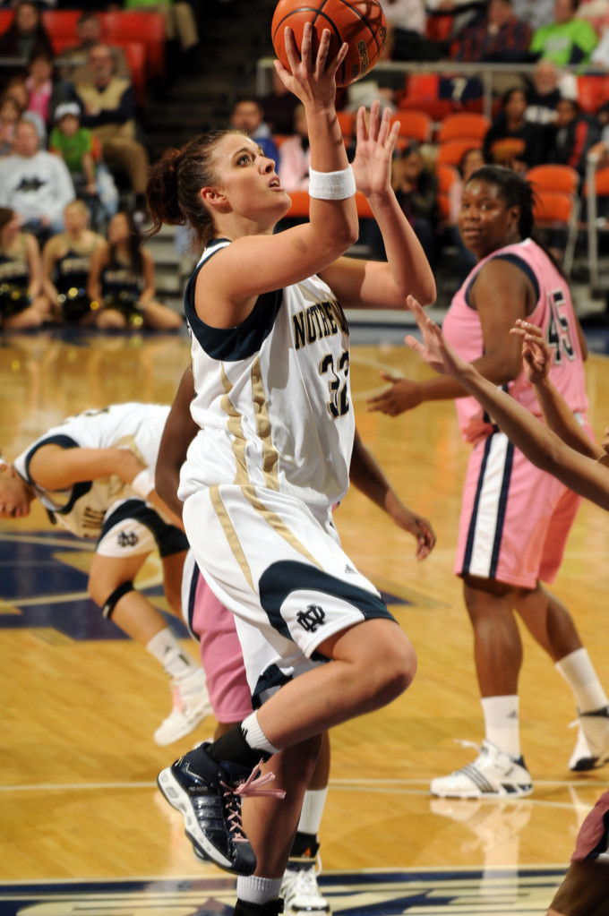 Irish Topples Pitt, 81-66