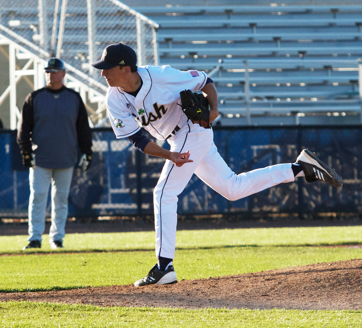 Irish Bats Explode & Hold On For 10-9 Victory Over Cincinnati Sophomore RHP Sean Fitzgerald.
