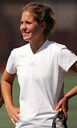 Sarah Jane Connelly Wins O’Connor Award Sarah Jane Connelly's O'Connor Award marks the seventh consecutive year that the women's tennis program has produced either a Kanaley or O'Connor winner.