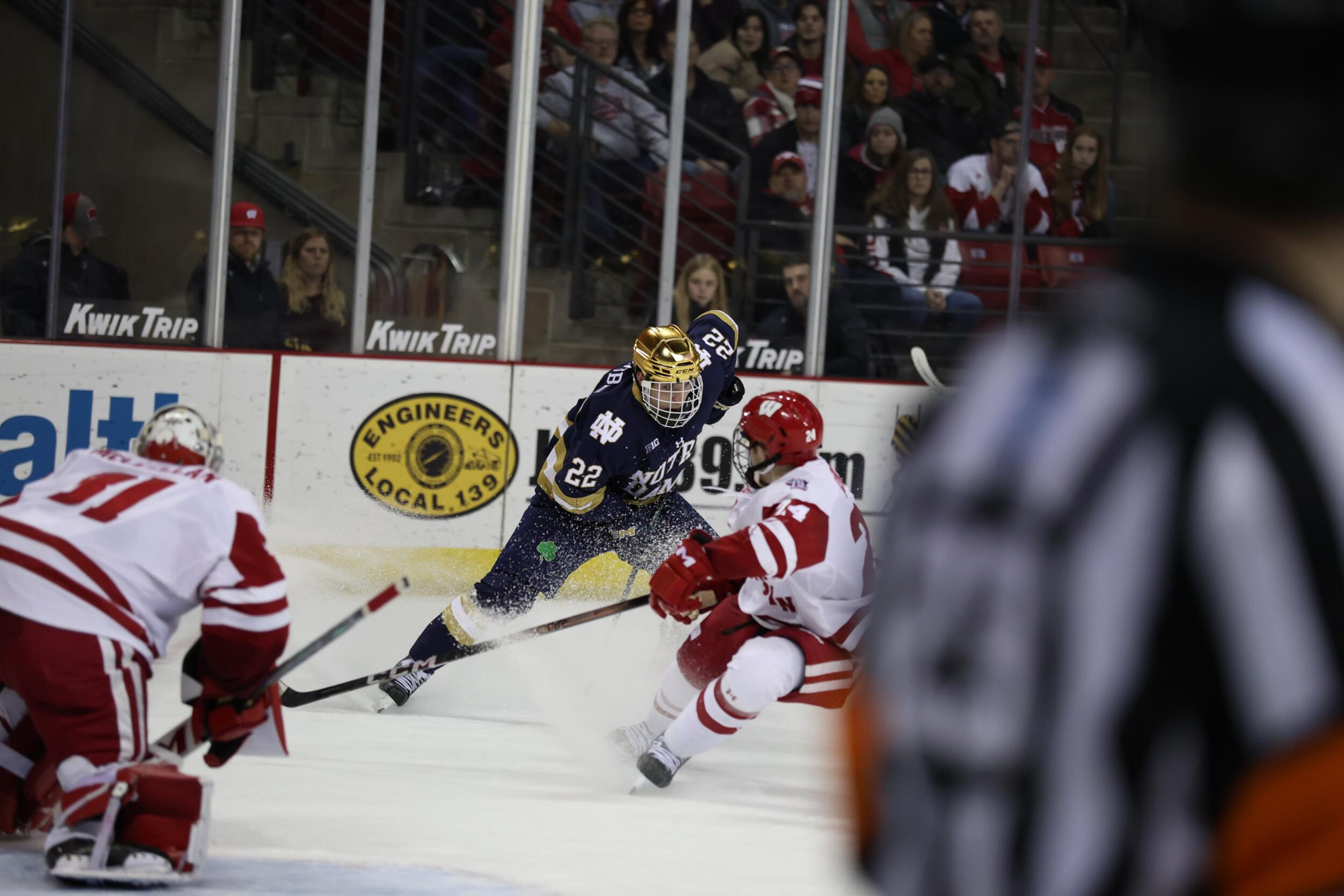 Irish Strong Start Not Enough At #4/4 Wisconsin Irish Strong Start Not Enough At #4/4 Wisconsin
