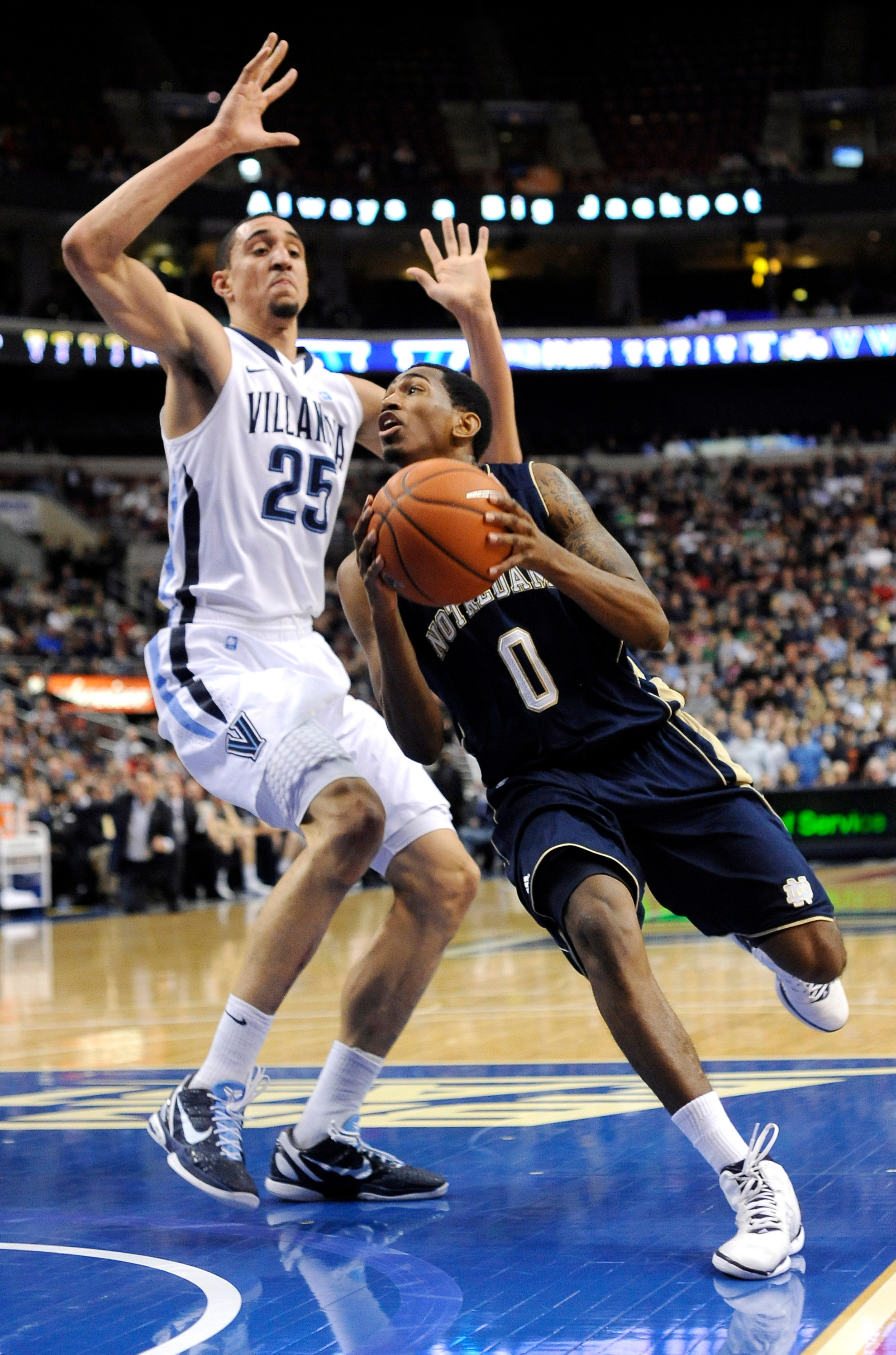 Irish Host Villanova Wednesday In Key BIG EAST Clash Notre Dame Villanova Basketball