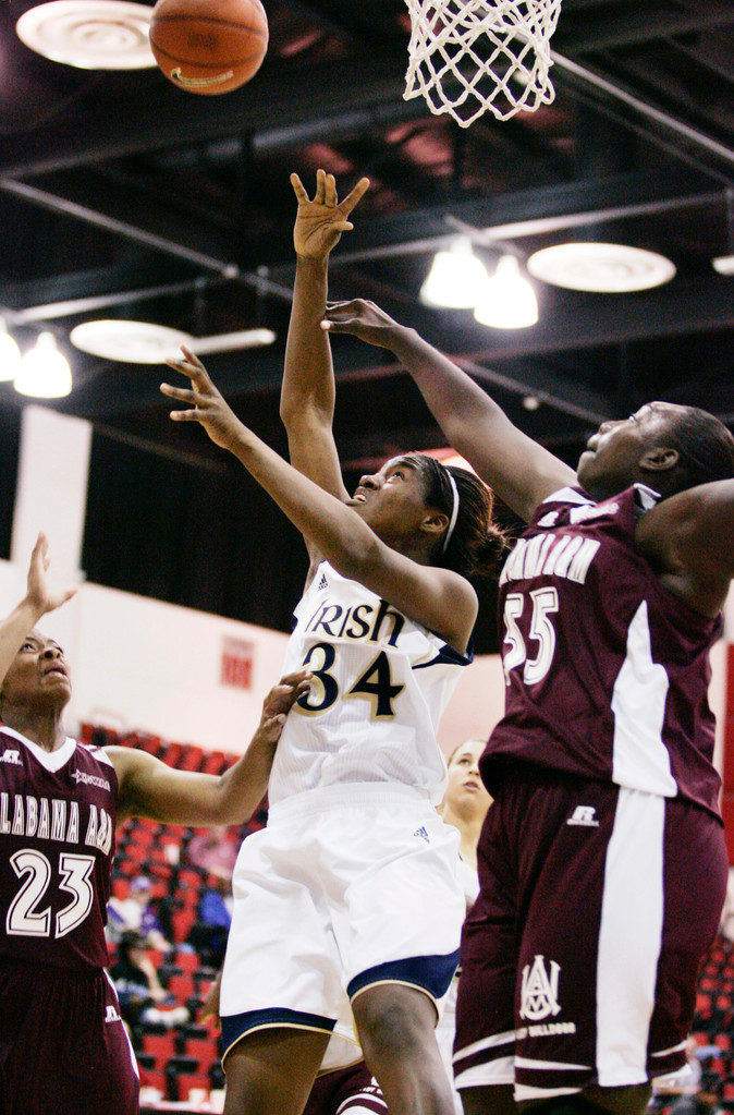 No. 5 Notre Dame Overpowers Alabama A&M, 100-39 (AP)