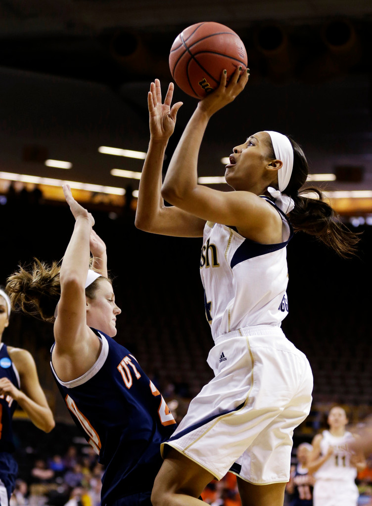 #2 Irish Roll Past UT Martin, 97-64 In NCAA Opener (AP)