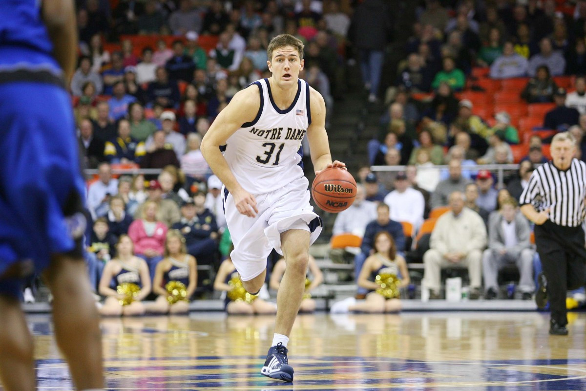 Notre Dame Looks To Continue Winning Ways At Home On Sunday As Irish Look For 16th Straight Win At The Joyce Center Junior captain Rob Kurz.