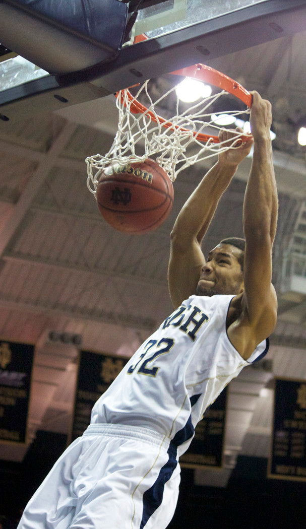Atkins Powers Irish Past Bryant 84-59 Joey Brooks
