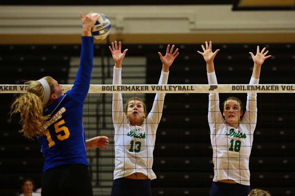 Notre Dame 3, Morehead State 2