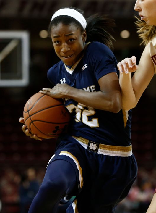 Junior All-America guard (and National Player of the Year candidate) Jewell Loyd and the Notre Dame women's basketball team currently sit atop the ACC standings with a 12-1 record (25-2 overall).