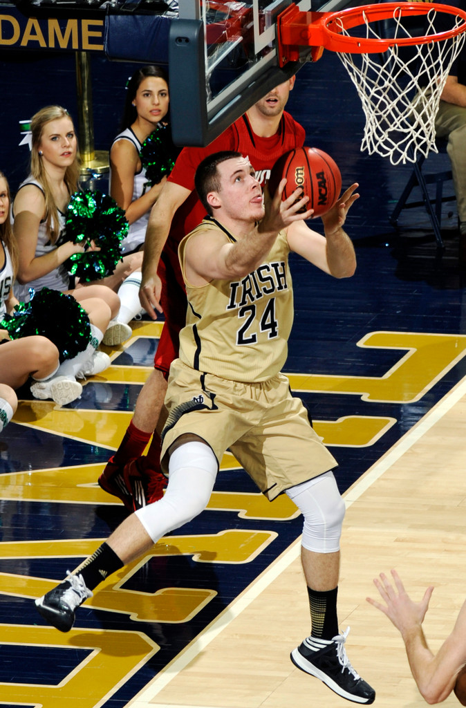 No. 25 Notre Dame beats No. 11 Louisville in 5OT (AP)