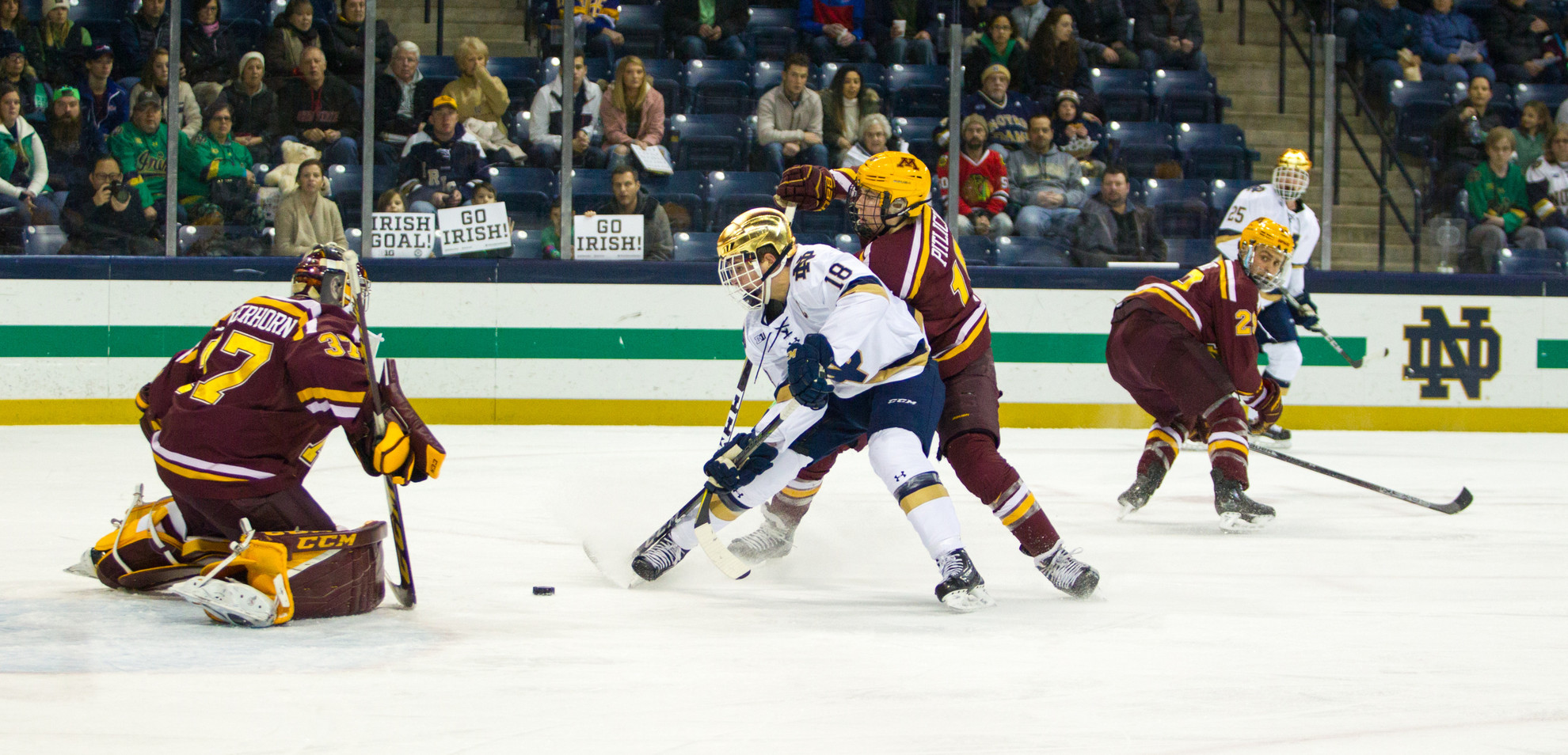 #4 Irish Surge To 5-2 Victory Over #6 Gophers #4 Irish Surge To 5-2 Victory Over #6 Gophers