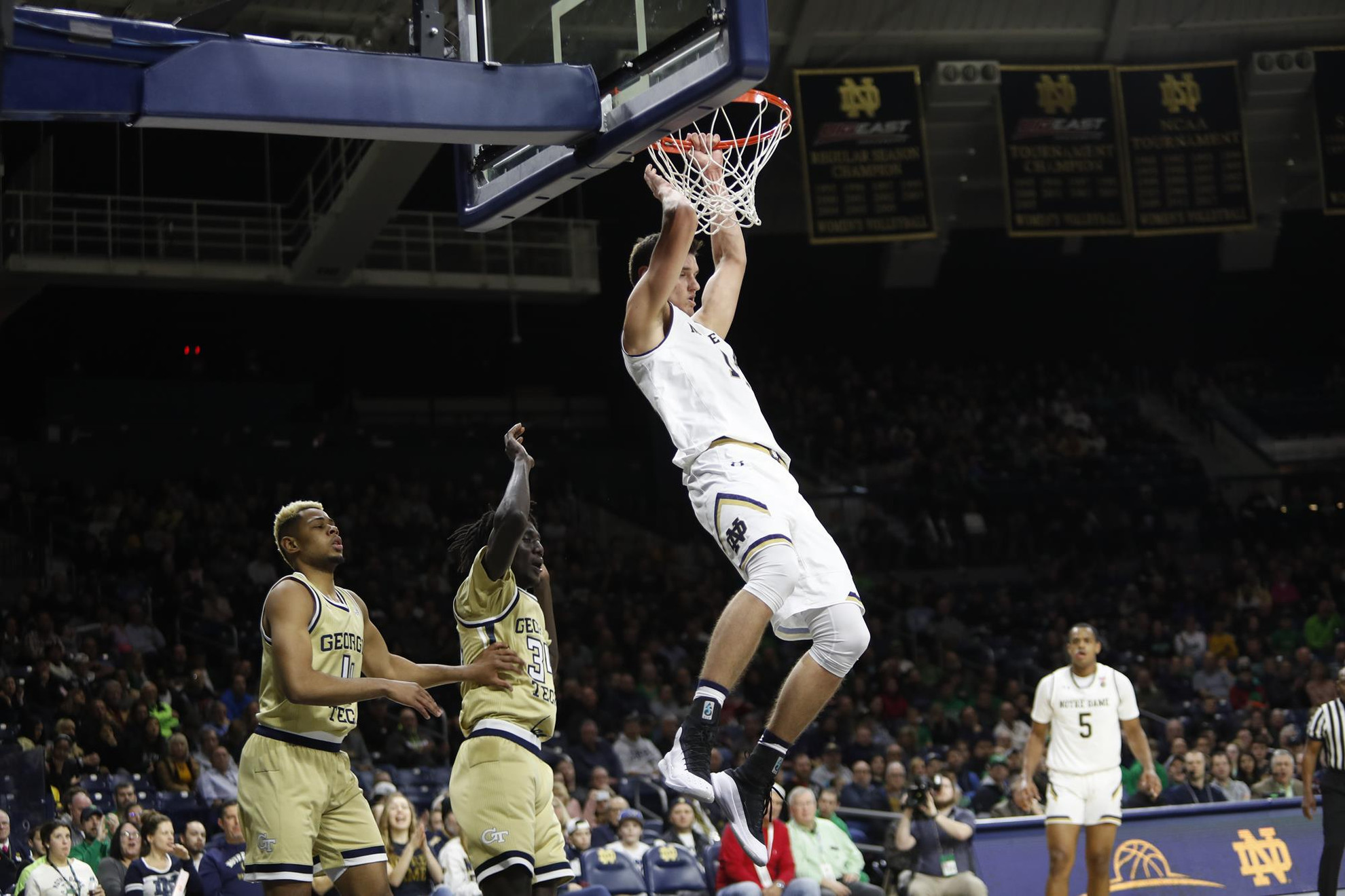 Irish Back In Purcell To Face Wake Forest Laszewski 021019