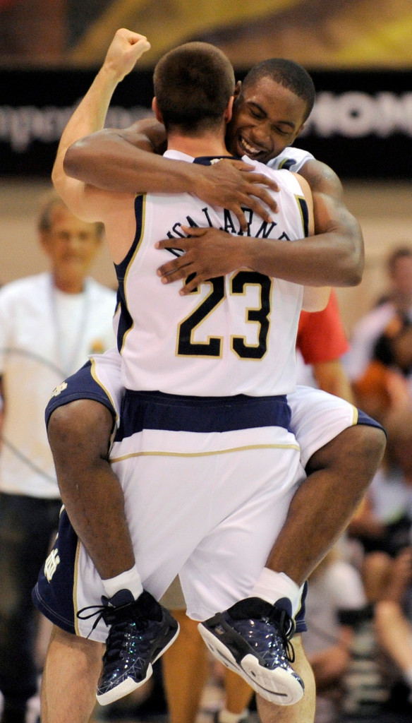 #8/8 Irish Defeat #6/7 Longhorns in Maui Invitational, 81-80