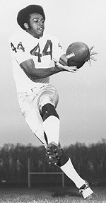 Irish Extra: Gatewood Makes the Grade for Irish Thom Gatewood in Game Day Magazine