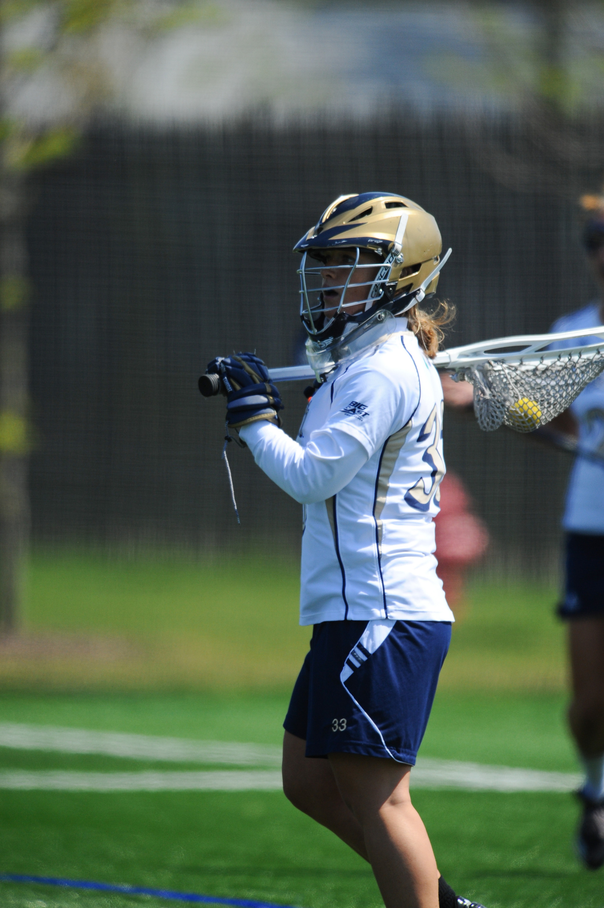 Hilling Earns Spot On BIG EAST Weekly Honor Roll For Second Time Senior Ellie Hilling earned a spot on the BIG EAST's Weekly Honor Roll Monday.