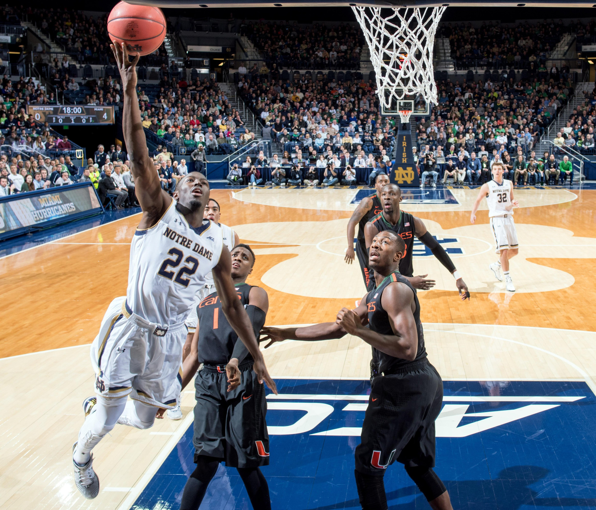 #8/9 Irish Begin Two-Game Road Swing At Virginia Tech Jerian Grant was 8-of-10 from the field en route to 23 points in Saturday's win over Miami. It was his sixth 20-plus point effort of the season.