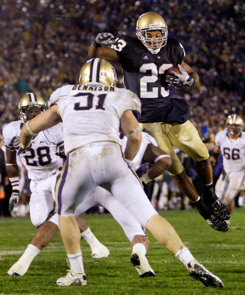 Notre Dame Outlasts Washington in OT, 37-30 (AP)