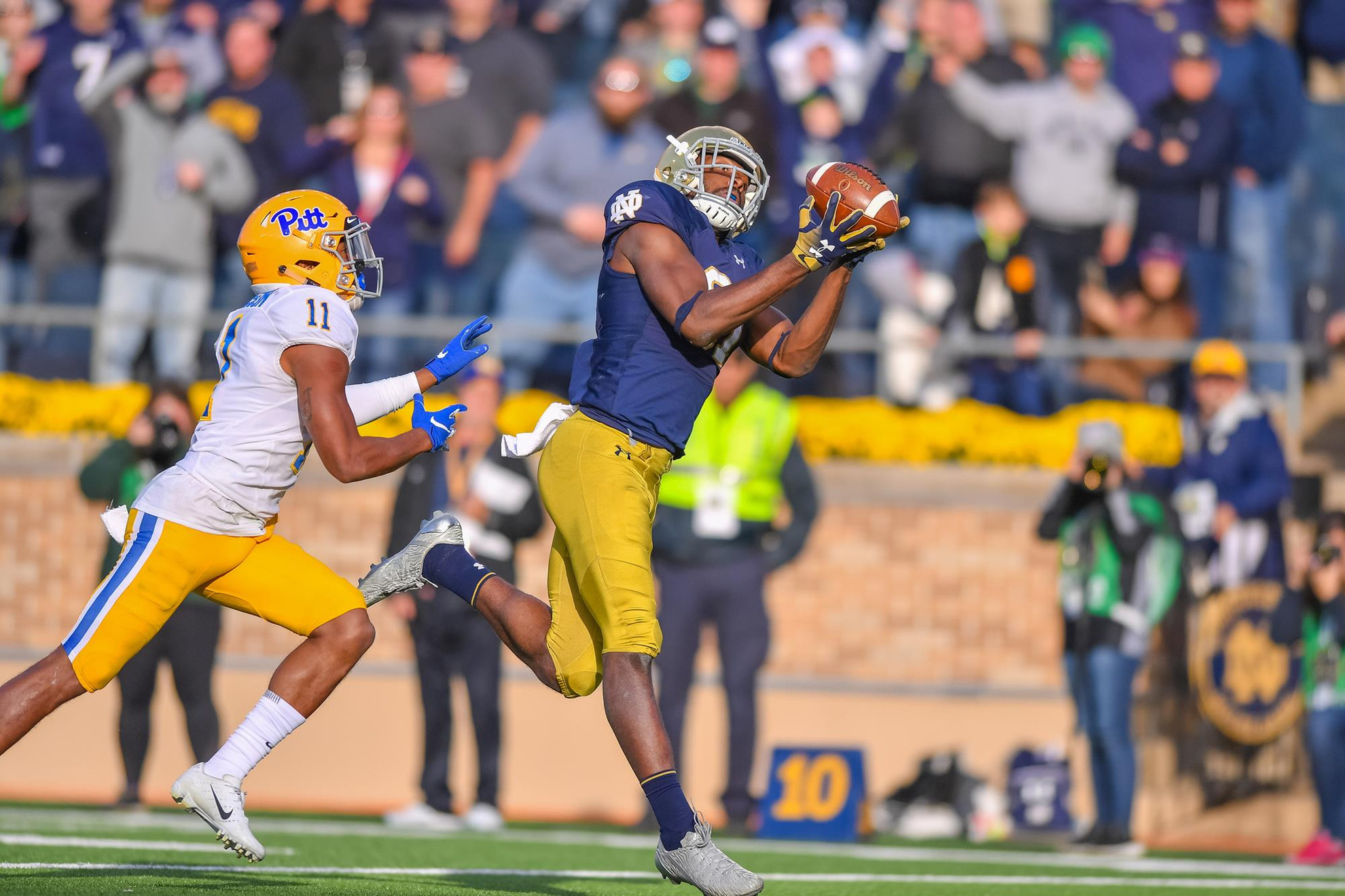Late Score Lifts #5 Irish in 19-14 Win Over Pitt Miles Boykin