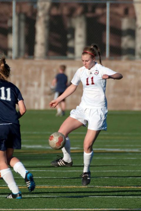 Charlotte Anderson (pictured) and Riley McCurrie are the latest additions to the Notre Dame women's soccer incoming class of 2012, head coach Randy Waldrum announced Wednesday.