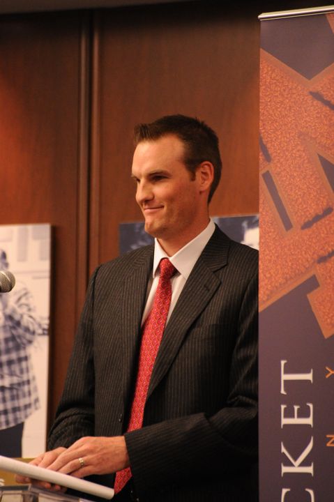 Pat Garrity '98 (basketball) served as the keynote speaker at the letter jacket ceremony.