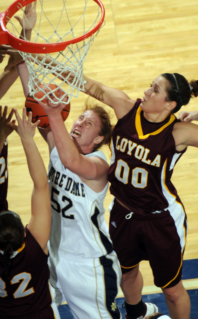 #13/7 Irish Defeat Ramblers, 89-45