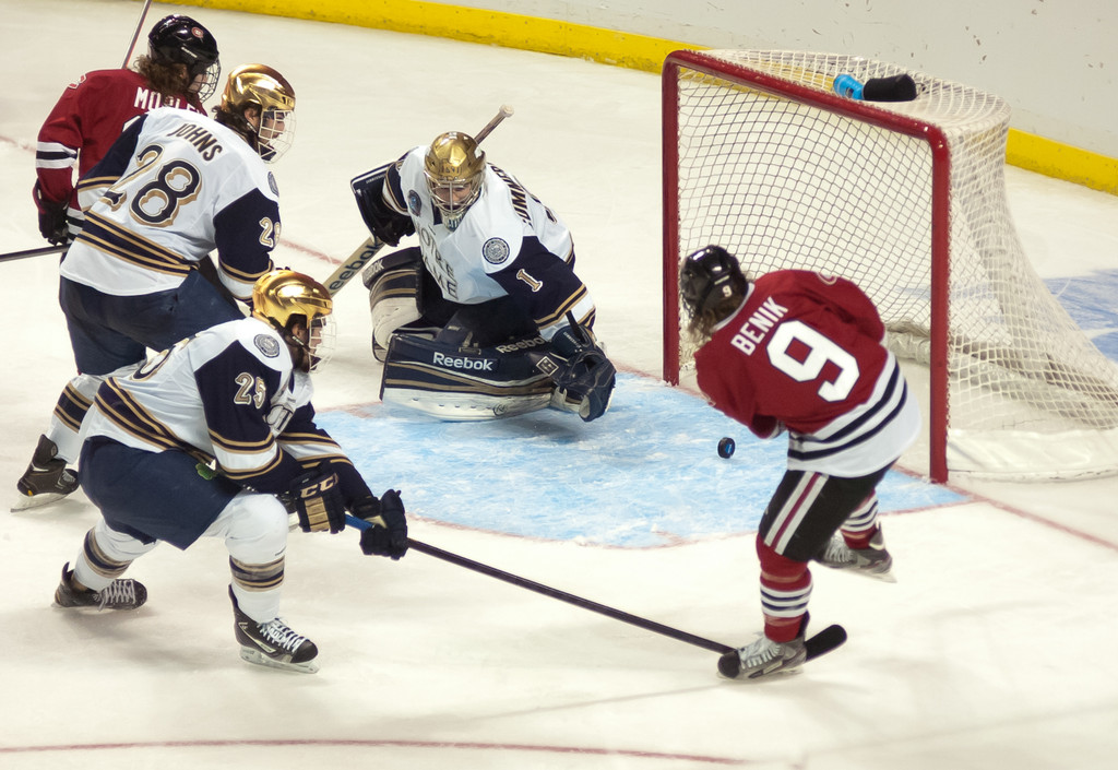Notre Dame Men's Ice Hockey falls to St. Cloud State on 03-30-2013