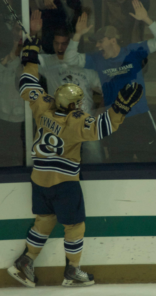 Men's Hockey vs. Alaska