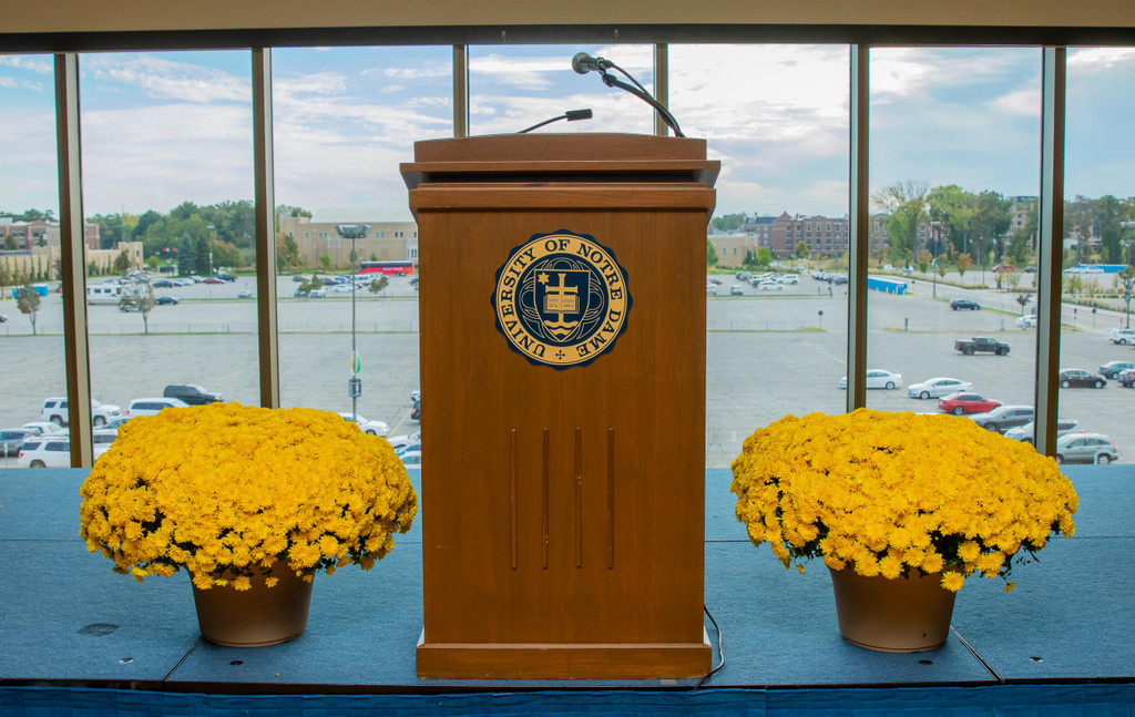 Notre Dame Fighting Irish - Official Athletics Website