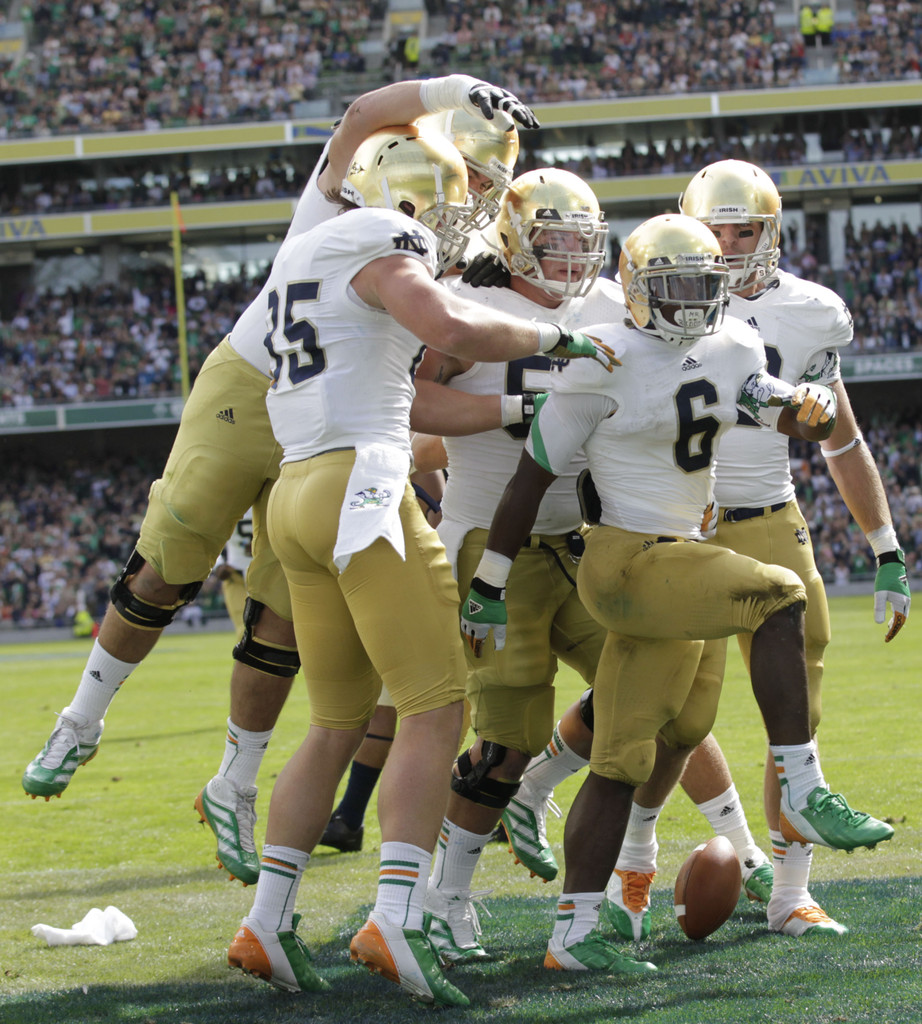Notre Dame Pounds Navy 50-10 in Dublin (AP)