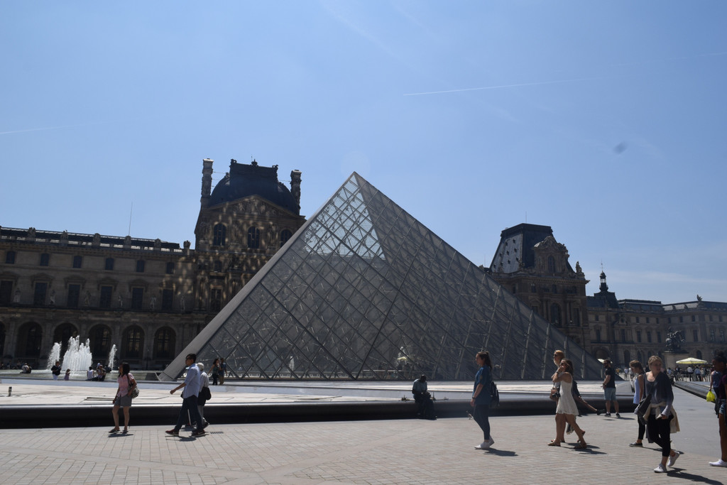 Irish Abroad In France: Paris, Part II