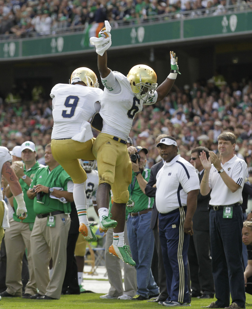 Notre Dame Pounds Navy 50-10 in Dublin (AP)