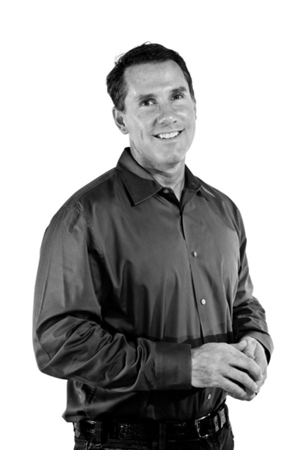 Strong Of Heart: Nicholas Sparks Nicholas Sparks
