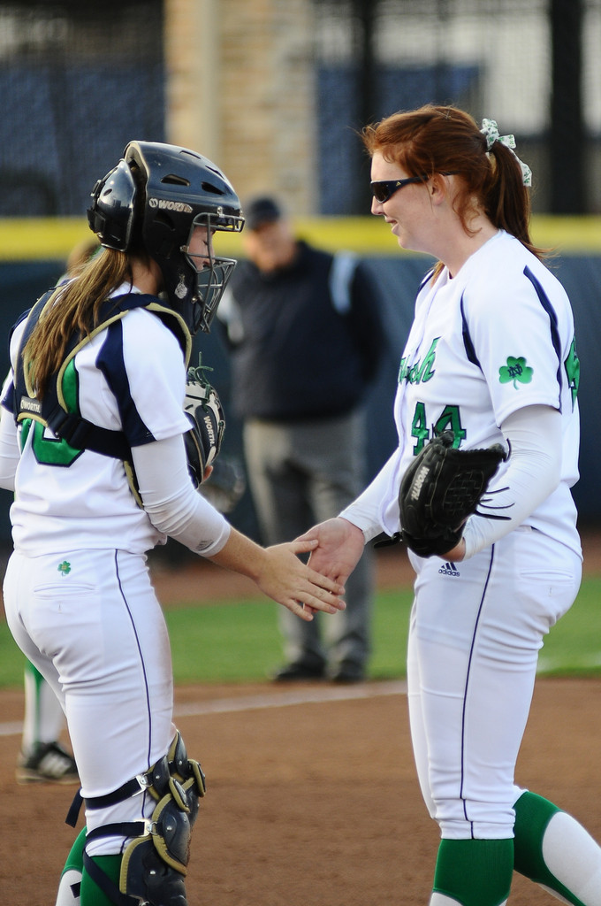 Softball Wins Home Opener Over Western Michigan