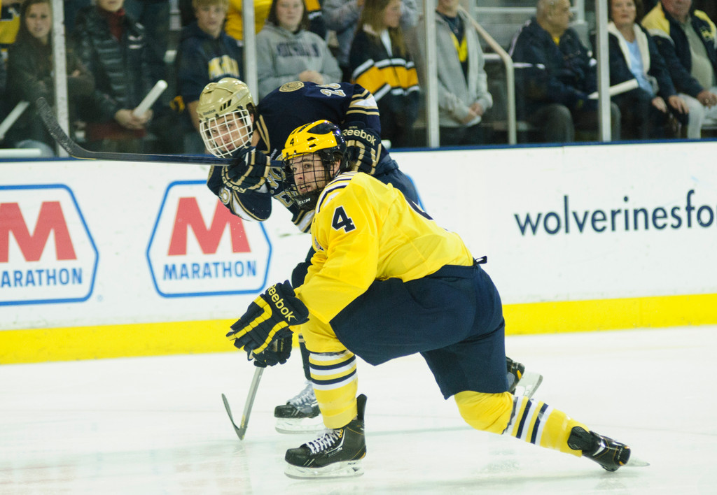 Notre Dame Men's Hockey vs Michigan 11-16-2012