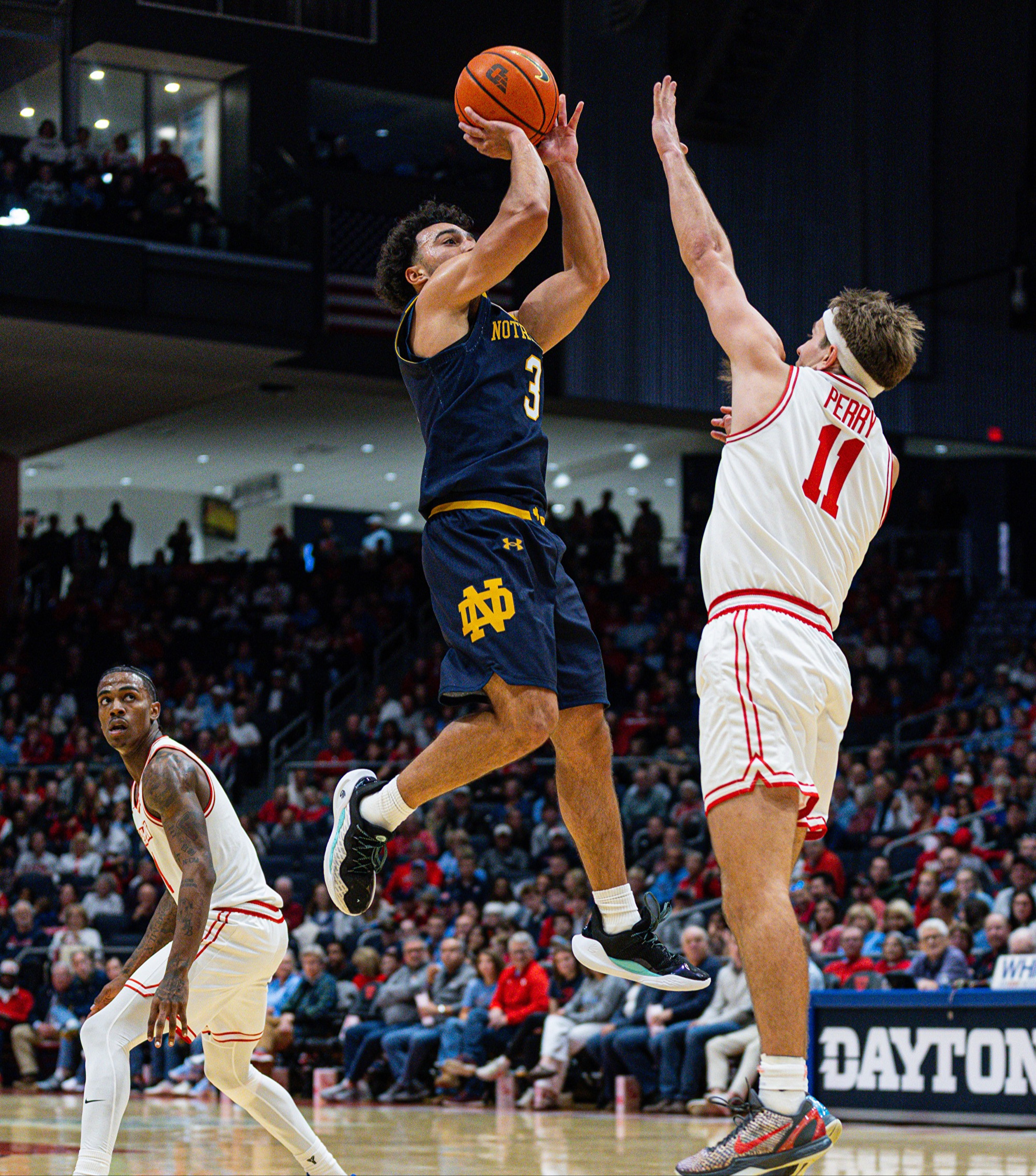 Irish Fall 75-65 To Dayton In Road Exhibition Irish Fall 75-65 To Dayton In Road Exhibition