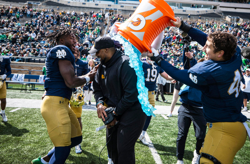 Notre Dame Fighting Irish - Official Athletics Website