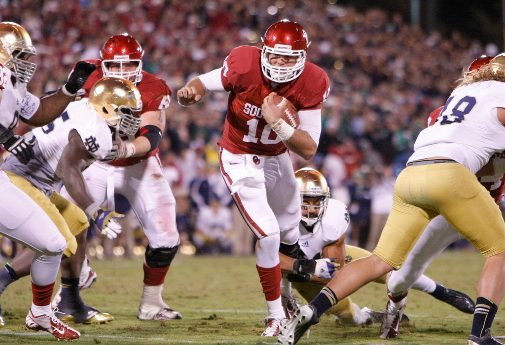 No. 5 Irish Defeat No. 8 Oklahoma, 30-13, to Stay Perfect (AP)